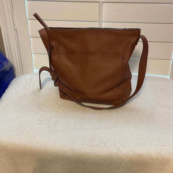 Perfect Thread Bag Universal Thread | Bags | Universal Thread Tan Shoulder Bag | Poshmark